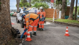 Éboueurs, égoutiers... Comment protéger les travailleurs des ...