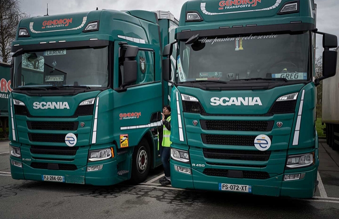 Une conductrice de camion 