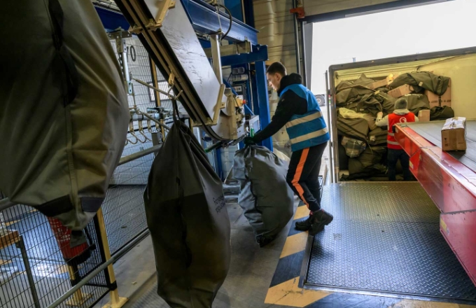 Le convoyeur aérien entraîne moins de tours de rein