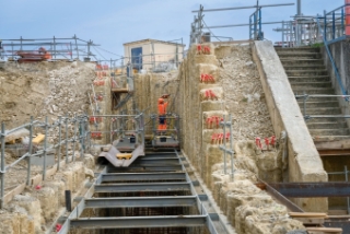 Construction d'une passe à poissons : un chantier atypique aux risques maîtrisés 