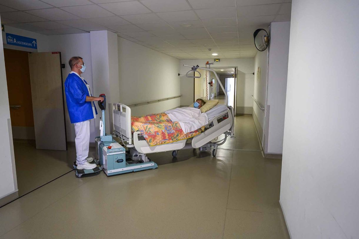  dispositifs motorisés d’aide au déplacement des lits et brancards au CH de Metz