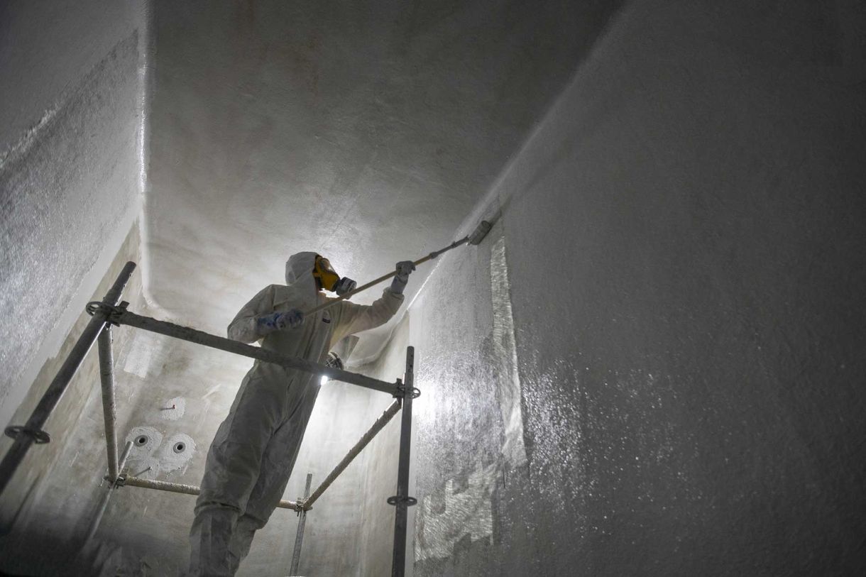 Rénovation d'une cuve à vin en béton