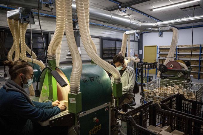 Système d'aspiration centralisé dans l'entreprise Despiau