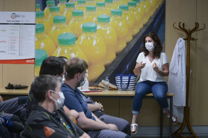 Une session de sensibilisation aux risques professionnels destinée aux salariés.