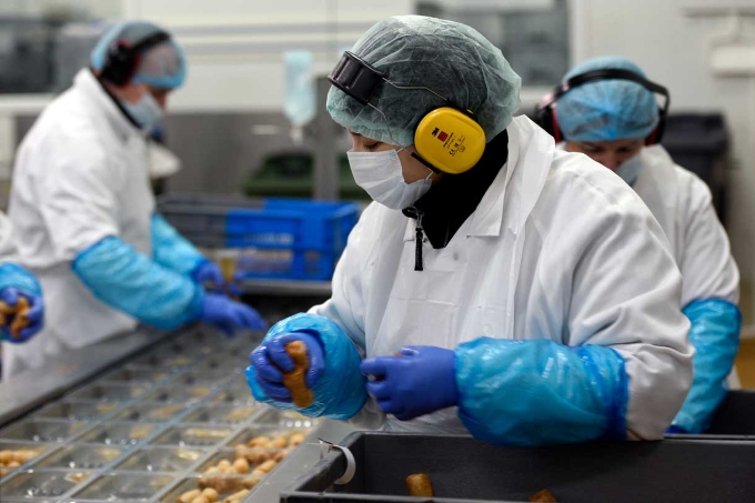 Un actif sur deux déclare être concerné par la gêne liée au bruit au travail Un actif sur deux déclare être concerné par la gêne liée au bruit au travail
