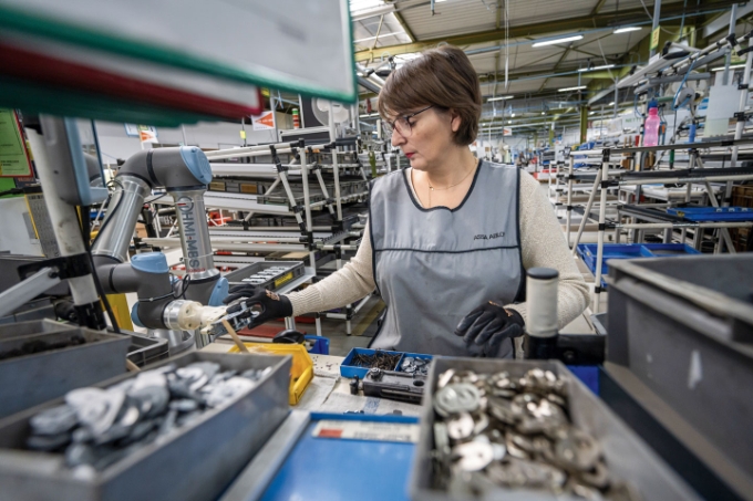 Vue d'une situation de travail dans l'entreprise Assa Abloy. Vue d'une situation de travail dans l'entreprise Assa Abloy.