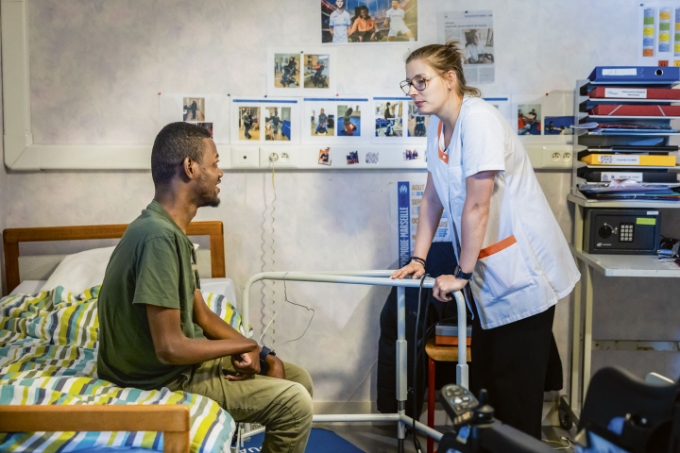 Illustration d'une situation d'accompagnement à la mobilité.