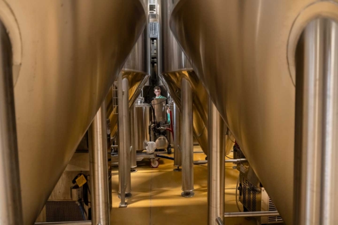 Vue d'une activité de brassage. Vue d'une activité de brassage.