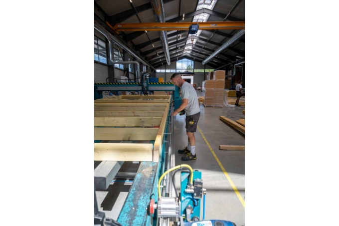 Vue d'une situation de travail dans l'entreprise AMC.