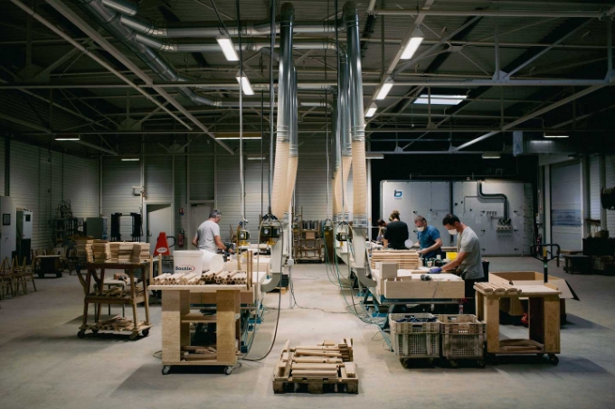 Vue d'une situation de travail dans l'entreprise Alki.