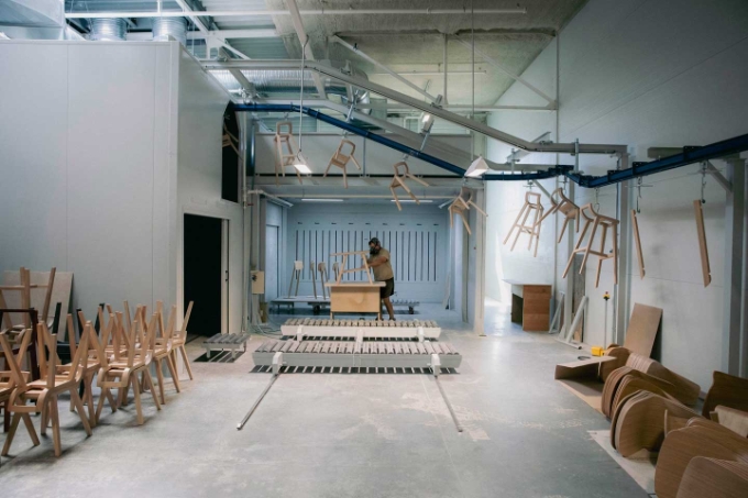 Vue d'une situation de travail dans la filière bois.