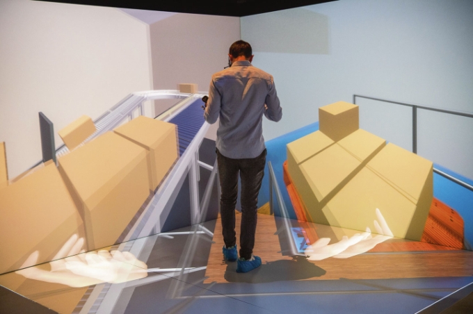 Illustration d'utilisation de la réalité virtuelle en situation de travail.