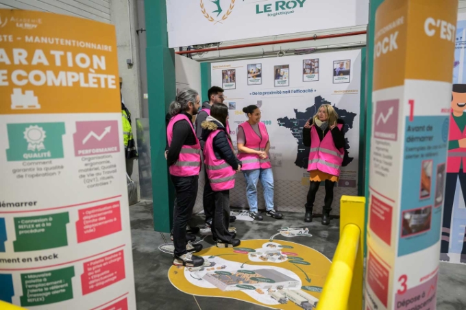 Vue d'une situation de formation chez Le Roy Logistique.
