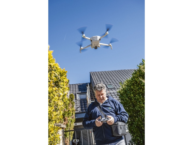 Vue d'une situation de travail avec un drone.